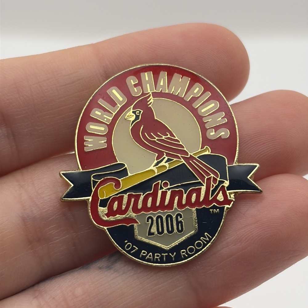 MLB Baseball St. Louis Cardinals 2006 World Champions Party Room Lapel Hat Pin
